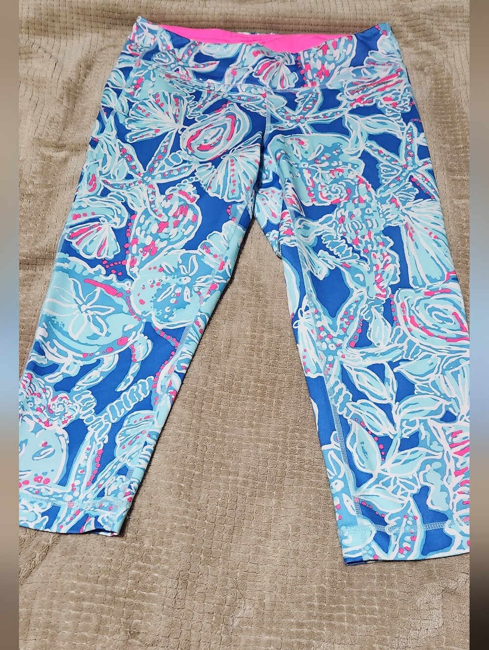 Lilly Pulitzer Luxletic Cropped Leggings "Into The Deep" Size Large